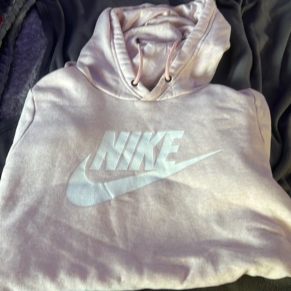 Nike cropped hoddie